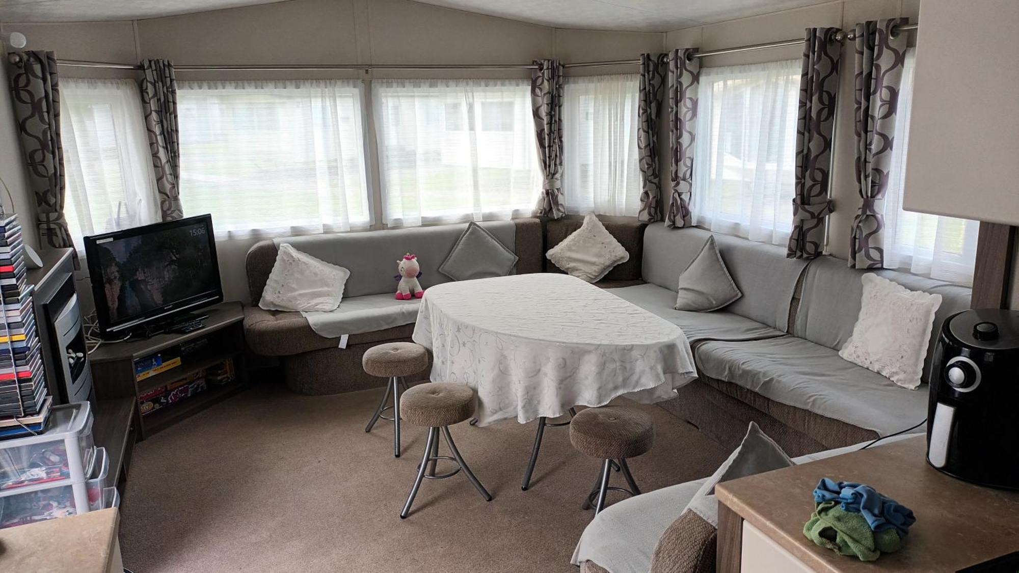 Butlins Minehead Caravan 120 River Cove Passes Included Hotel Exterior photo